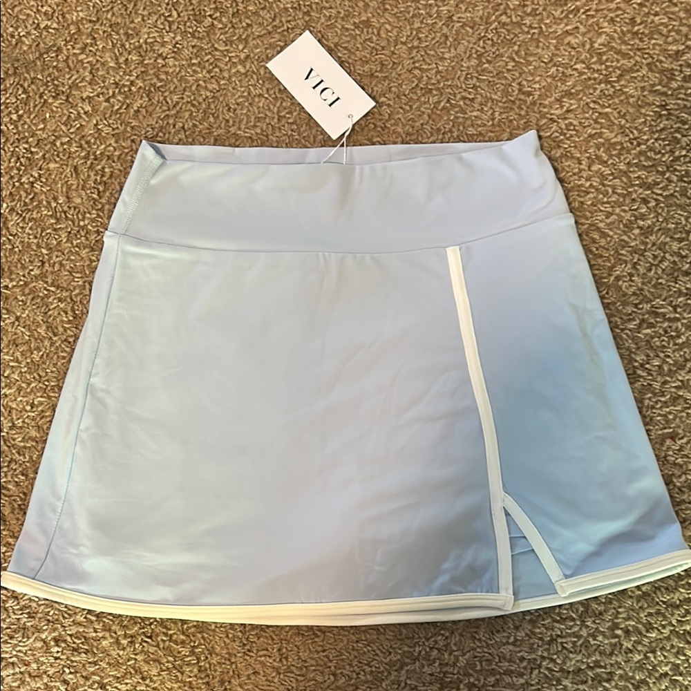 VICI Light Blue Athletic Skirt size L - NWT
